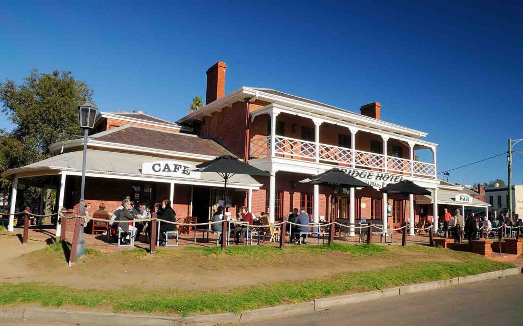 Echuca Attraction Murray River hotels